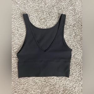 Black lululemon power pivot tank